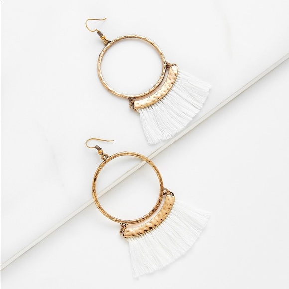 Jewelry - 2/$20 NEW🎉 White and Gold Tassel Hoop Earrings